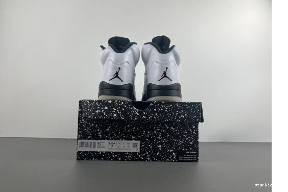 and DD0587-110 Jordan 5 Black